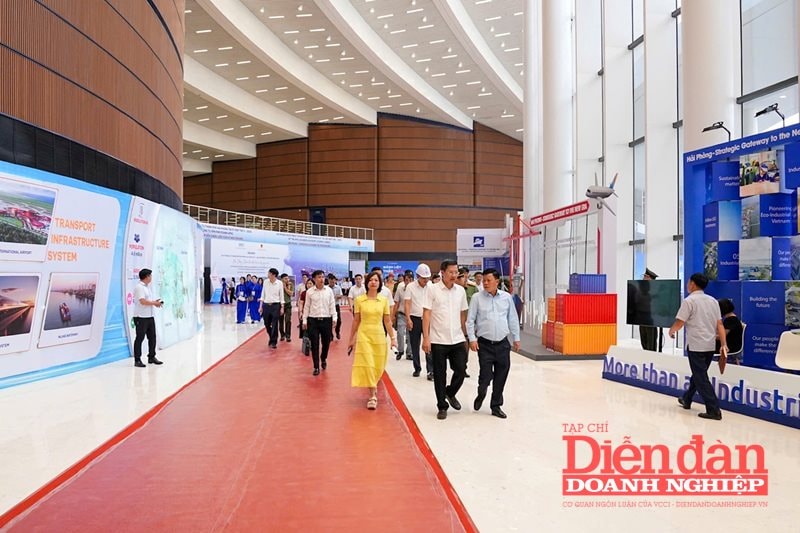 Hải Phòng Tổ Chức Hội Nghị Xúc Tiến Đầu Tư Thương Mại 2025: Điểm Đến Chiến Lược Của Kỷ Nguyên Mới 2 Hải Phòng Tổ Chức Hội Nghị Xúc Tiến Đầu Tư Thương Mại 2025: Điểm Đến Chiến Lược Của Kỷ Nguyên Mới