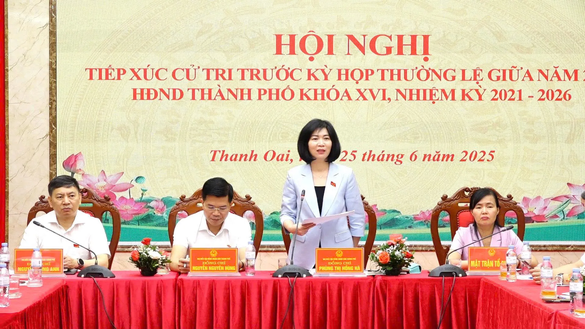 Quảng Ninh chuẩn bị cho mô hình chính quyền 2 cấp: Người dân đặt nhiều kỳ vọng 2 Quảng Ninh chuẩn bị cho mô hình chính quyền 2 cấp: Người dân đặt nhiều kỳ vọng